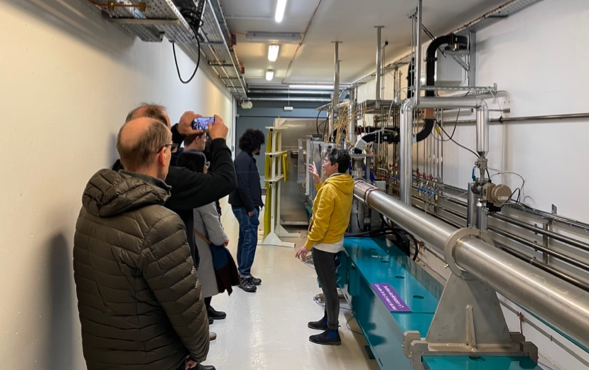 Visite du Synchrotron SOLEIL par les étudiants du Master 2 SCOL ...